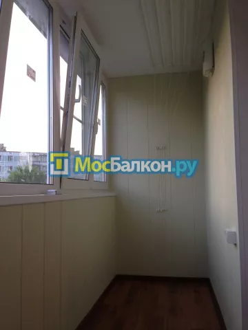Отделка балкона и лоджии пластиковыми ПВХ панелями в Электроуглях от компании МосБалкон
