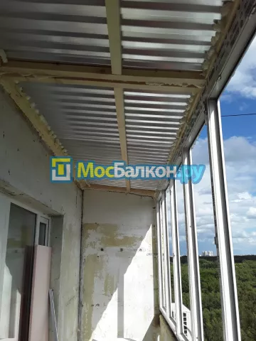 Крыша на балконе в Электроуглях монтаж и ремонт по выгодной цене от МосБалкон