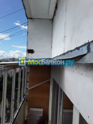 Крыша на балконе в Электроуглях монтаж и ремонт по выгодной цене от МосБалкон